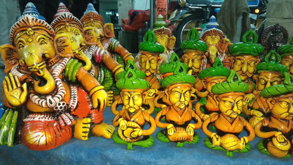 MYLAPORE TIMES » Golu dolls bazaar at North Mada Street is abuzz but ...